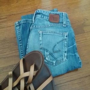 BKE distressed jeans